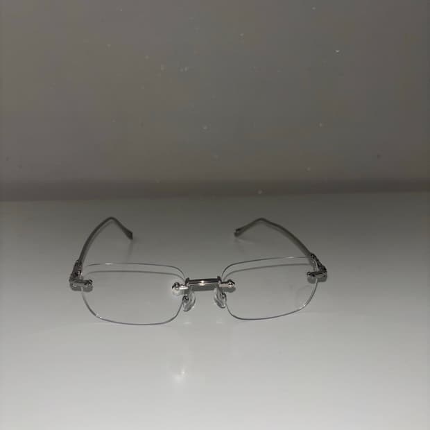 크롬 스타일 무테 안경