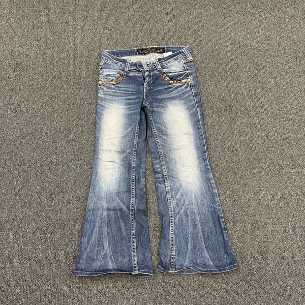 L) Back Number 재패니즈 빈티지 와이드 부츠컷 워싱 데님팬츠