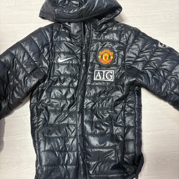 맨유 경량패딩 XS사이즈