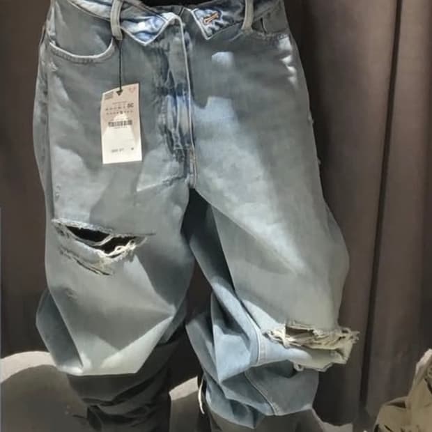 자라 미드웨이스트 와이드핏 데님 팬츠 5252/014/406 라이트블루