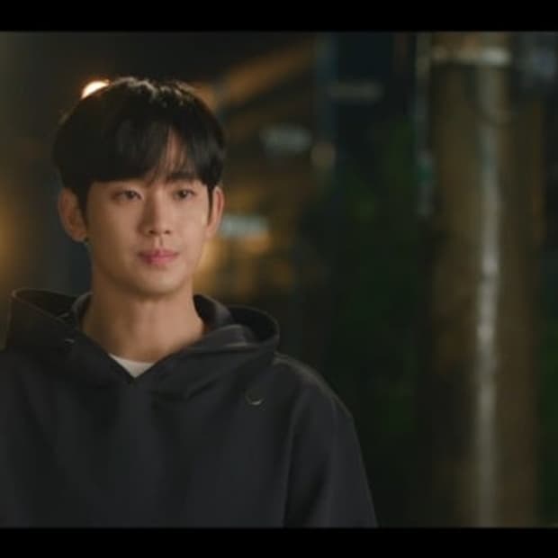 렉토 김수현 눈물의 여왕 크롭 후드티