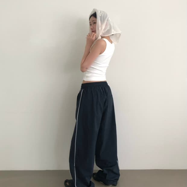 [YUE] yue project 시티 나일론 팬츠 네이비