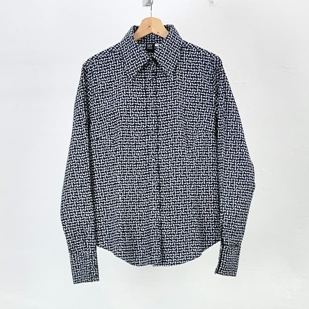 지앙프랑코 페레 블랙 모노그램 남반 클래식 셔츠