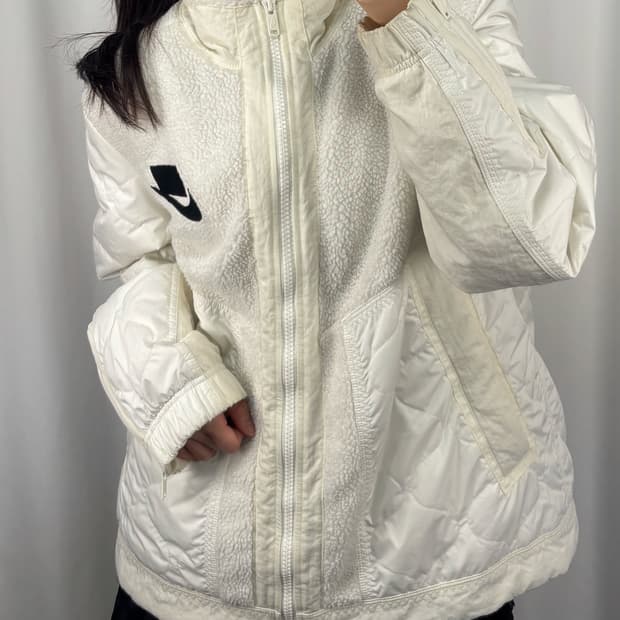 나이키 화이트 플리스 집업 자켓
