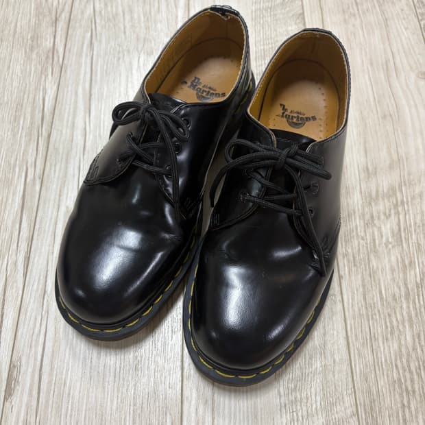 닥터마틴 1461 3홀 스무스 260