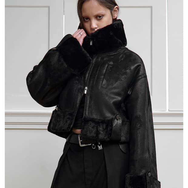 트리밍버드 크랙 크롭 무스탕 단종