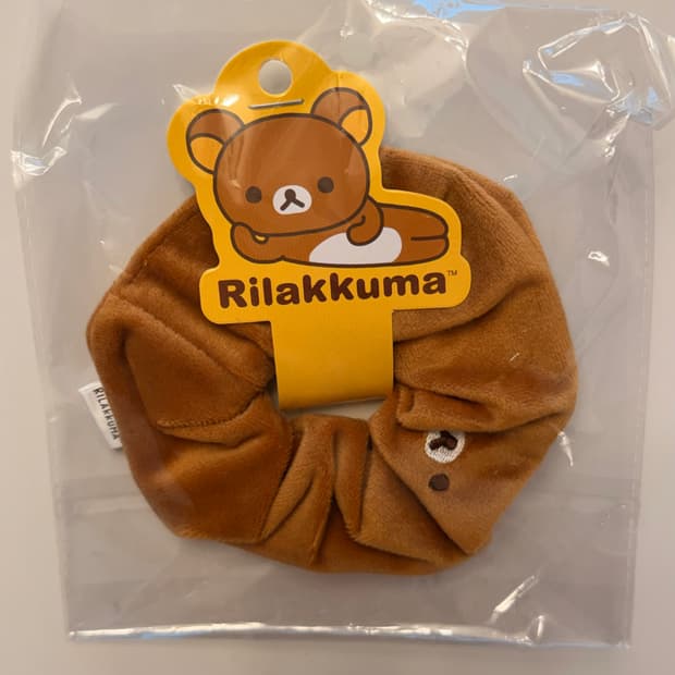 리락쿠마 스크런치 머리끈