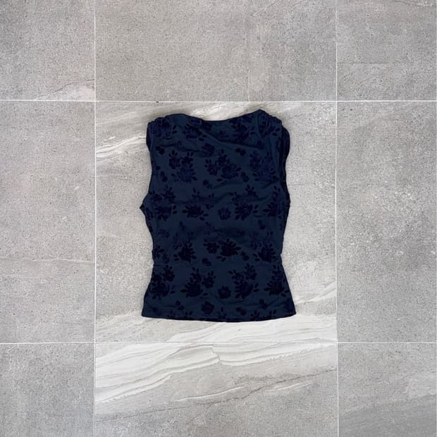 Navy oriental floral backless 슬리브리스