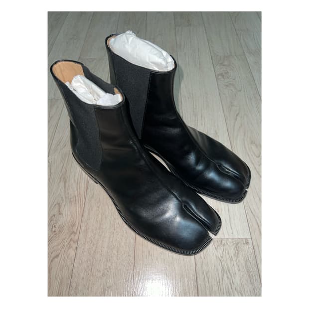 마르지엘라 타비 첼시 블랙 43