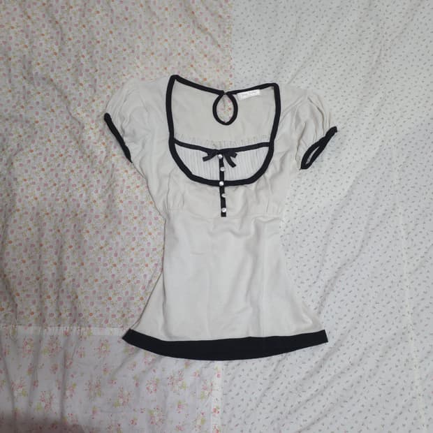 빈티지  화이트 리본 로걀 리즈리사 히메갸루 일브