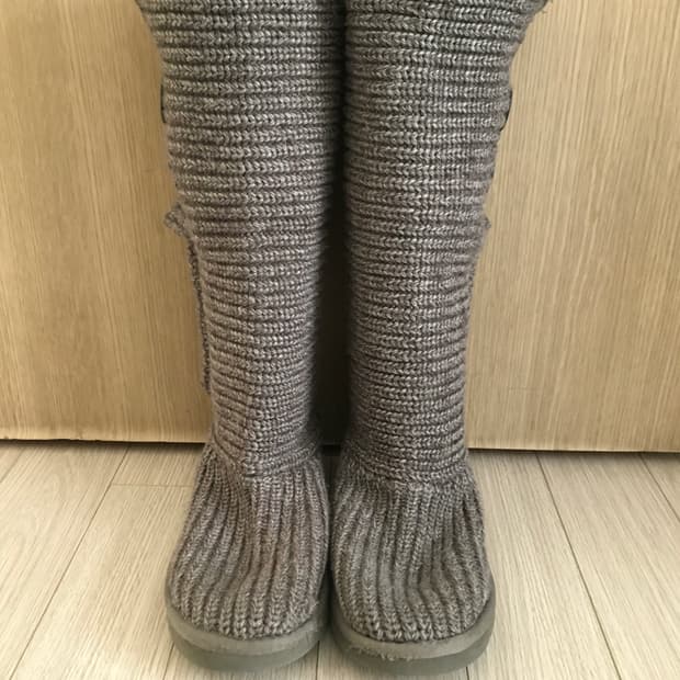 Ugg cardy boots grey