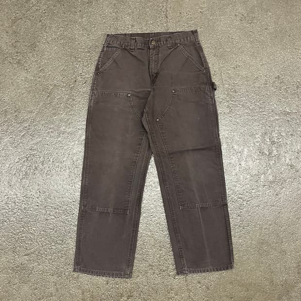 Carhartt B136 다크브라운 더블니 (31“)