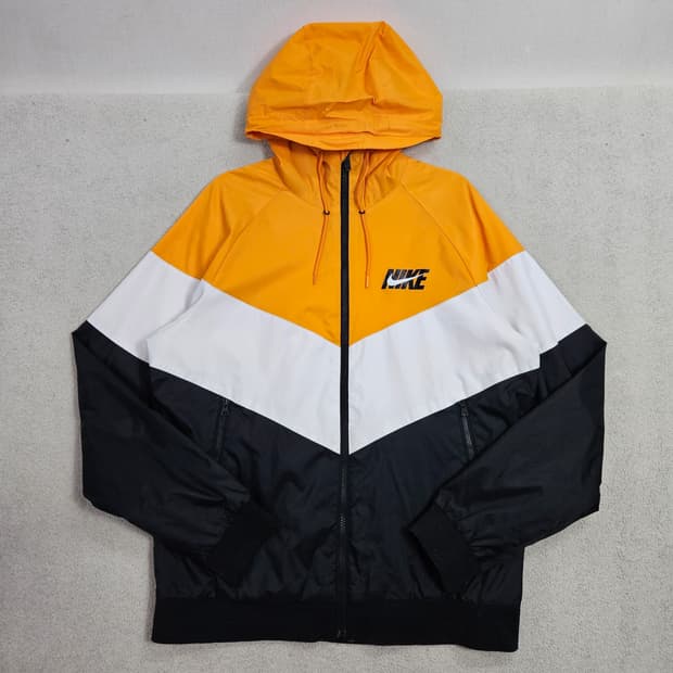 나이키 윈드러너 L