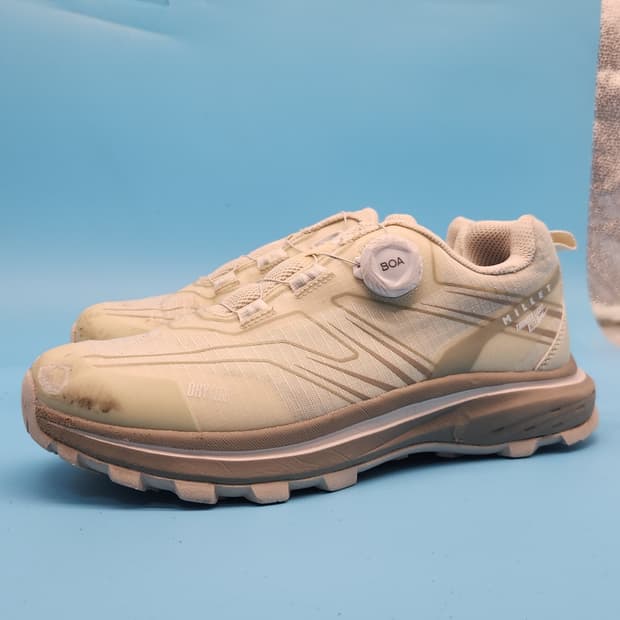 i 밀레 아치 웨이브 보아 트래킹화 250