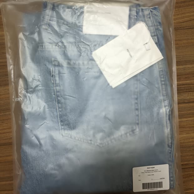 포터리 원 워시드 데님 라이트블루 3사이즈 팝니다.