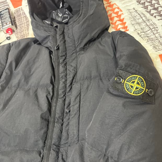 스톤아일랜드 패딩