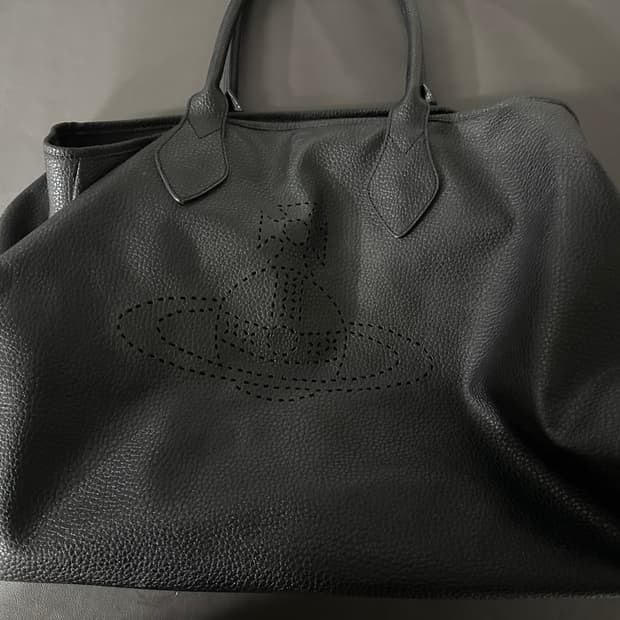 비비안웨스트우드 토트백 블랙 