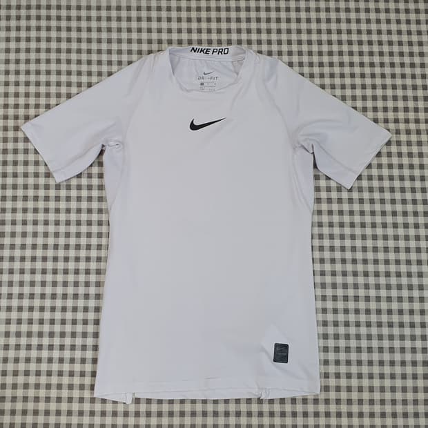 나이키 기능성 반팔티 남자95