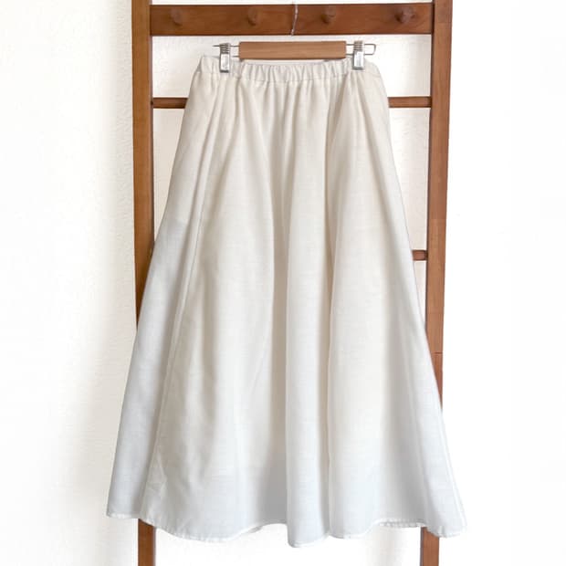 포레스트 밀크 롱 스커트