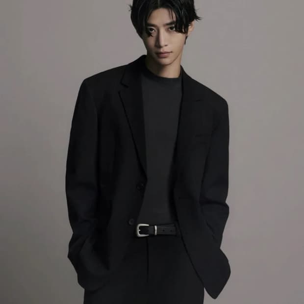 무신사 스탠다드 릴랙스드 블레이저 자켓