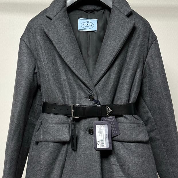 프라다 리나일론 패딩 코트 38(55-66) 새상품