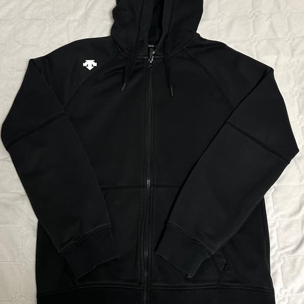 데상트 후드집업 블랙 M