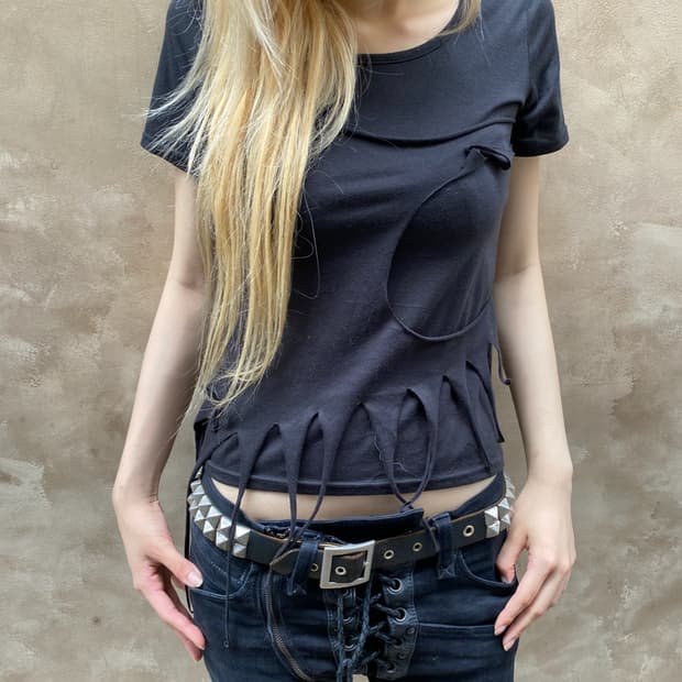 (STIGMATA)2000’s RareDistressed Cutout T