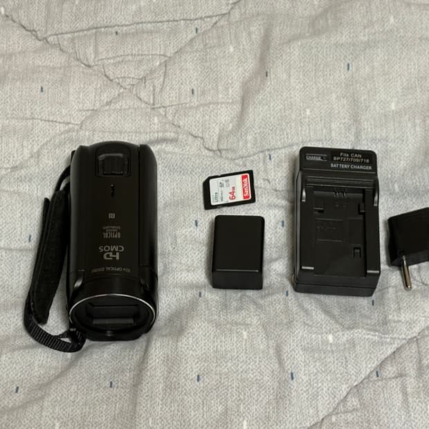 캐논 빅시아 hf r82 (r800과 동일모델)