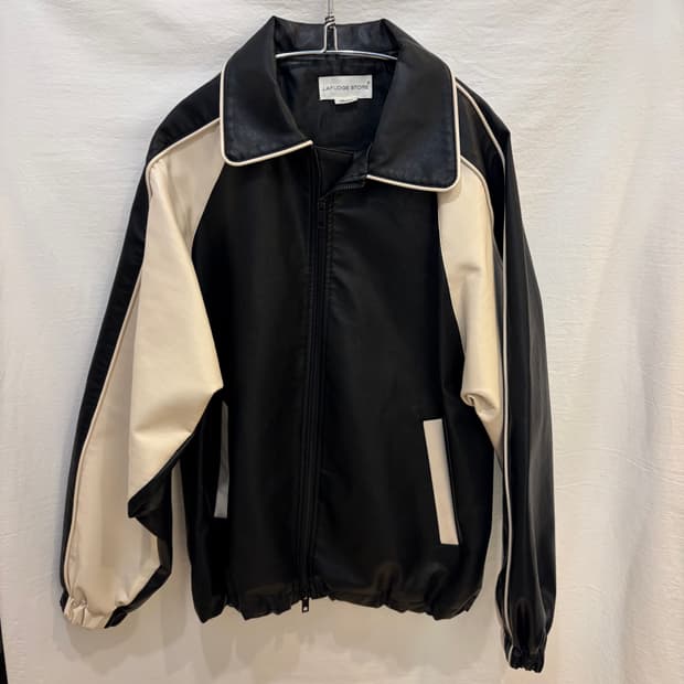 라퍼지스토어 블랙 배색 비건레더 자켓