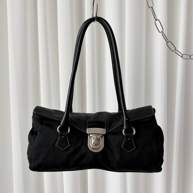 프라다 테수토 & 체르보 이지 숄더백