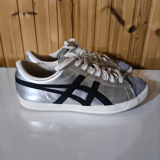 250mm 오니츠카타이거 파브레 실버 스니커즈