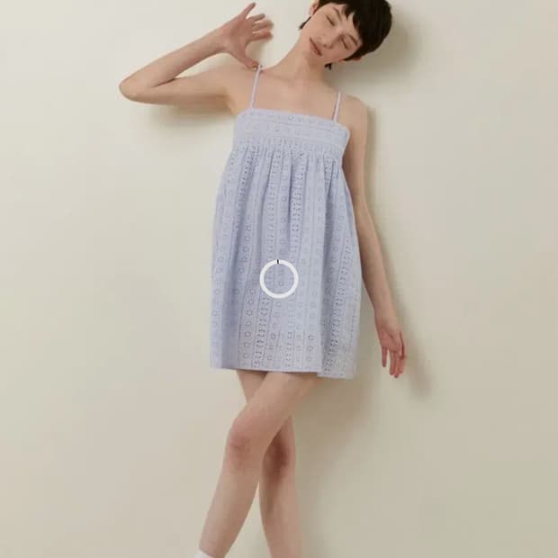 레이디볼륨 레이스 미니 드레스