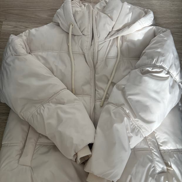 자라 아이보리 숏푸퍼 패딩