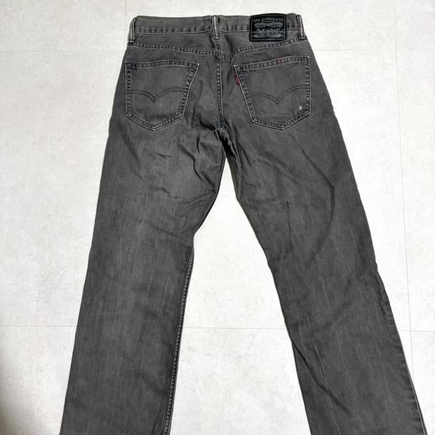 리바이스 올드 세미오버핏 흑청진 32