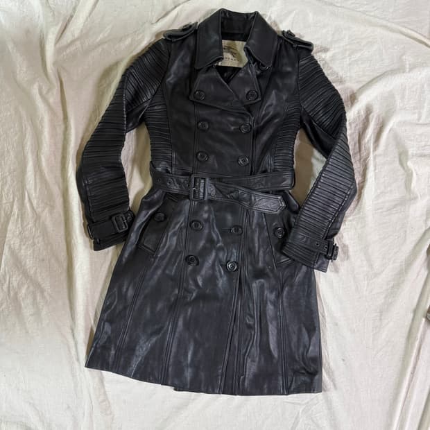 버버리 레더 트렌치코트 