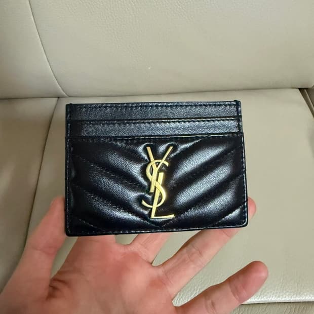 입생로랑 카산드라 금장 카드지갑