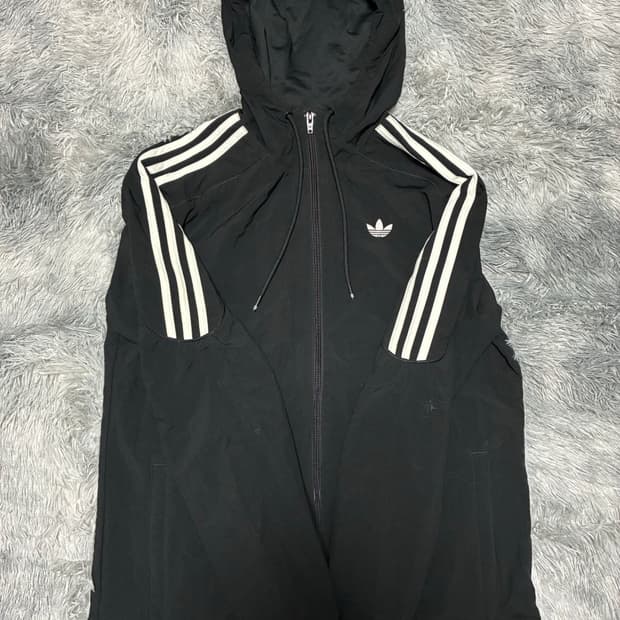 아디다스 바람막이 자켓