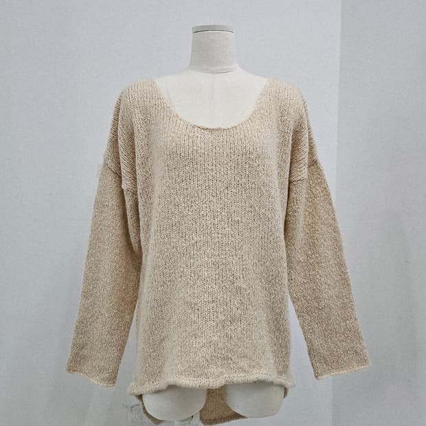 모헤어 울혼방 루즈핏 베이지 보카시 니트 