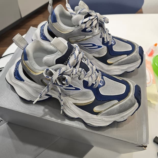 발렌시아가 카고 스니커즈 블루 42