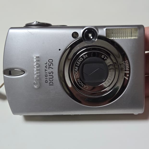캐논 디지털 IXUS 750 실버 카메라