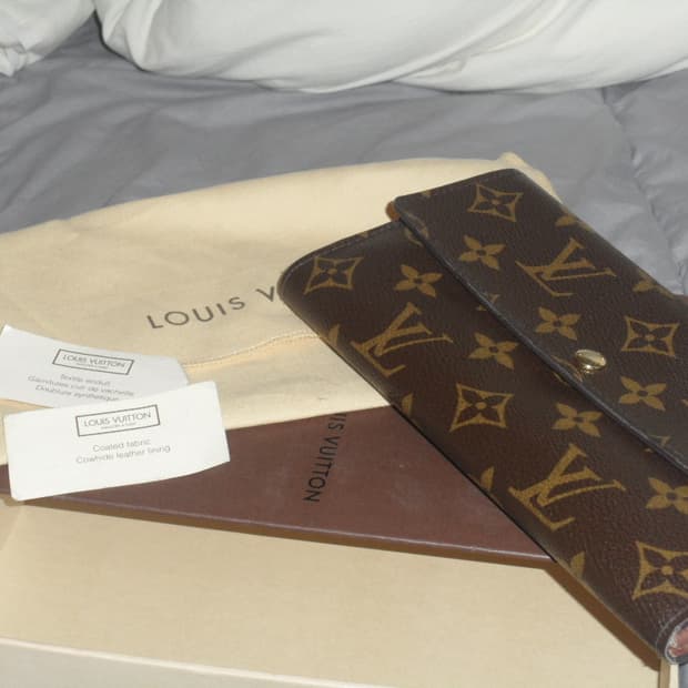 루이비통 모노그램 장지갑 