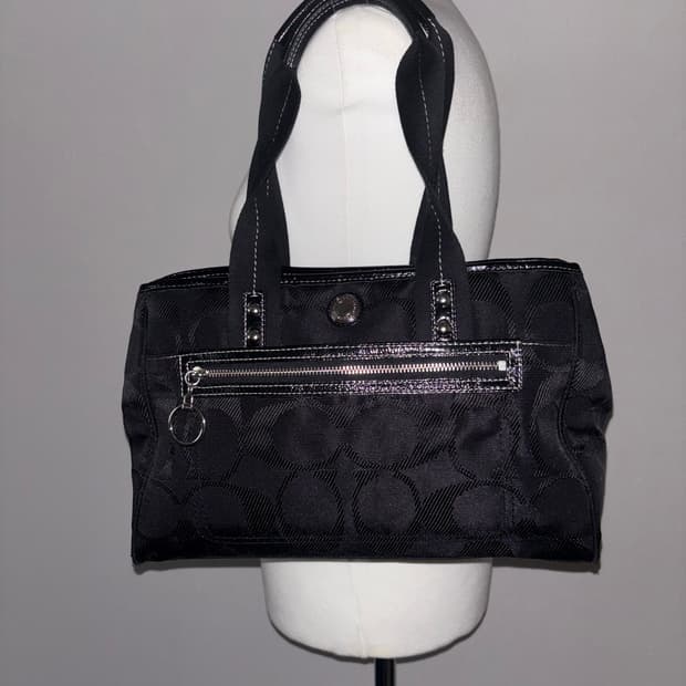 Coach vintage shoulder bag