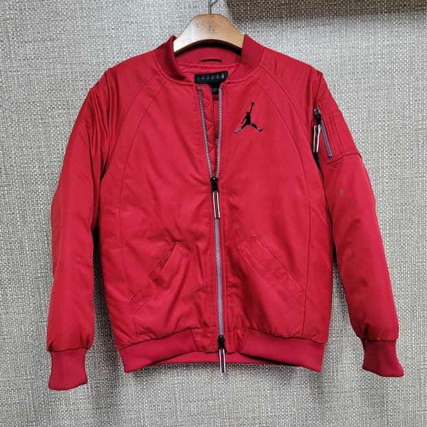 90사이즈 나이키 조던 패딩 항공점퍼 