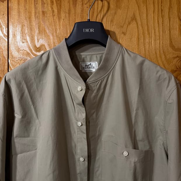 에르메스 23 S/S 셔츠형 봄버자켓 판매 합니다.