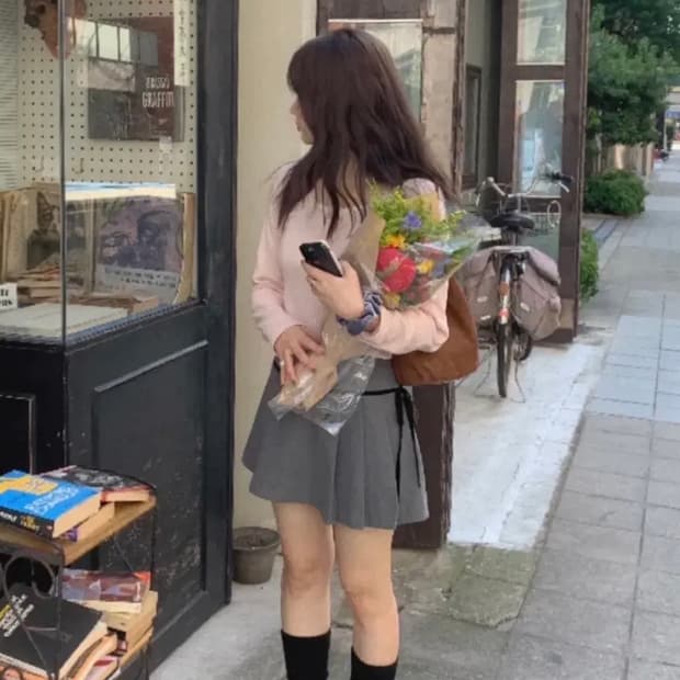 레터프롬문 미닛 ‎리본 플리츠 스커트 그레이