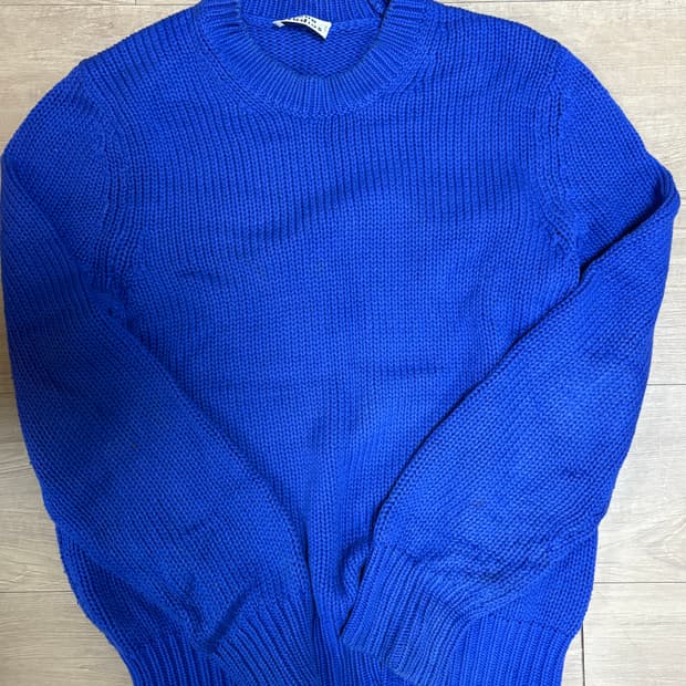 아크네 블루 니트 M사이즈