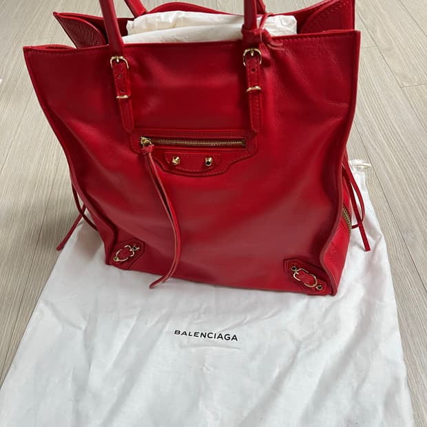 발렌시아가 파피에르 A5 집어라운드 레드 토트백