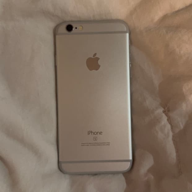 아이폰6s 실버 64기가 무음카메라