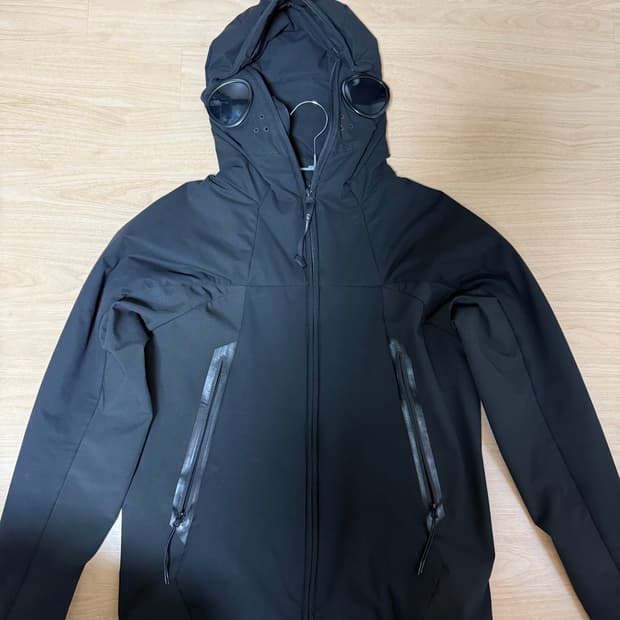 Cp컴퍼니 고글자켓 48