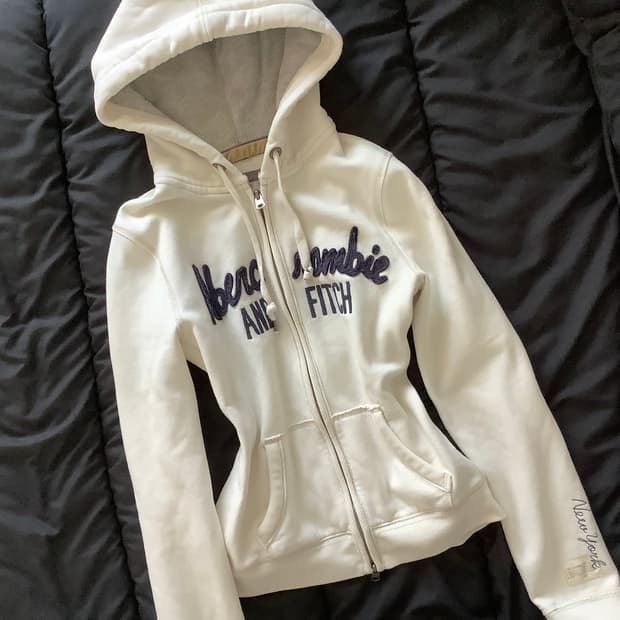아베크롬비 패치 자수 로고 후드집업 화이트